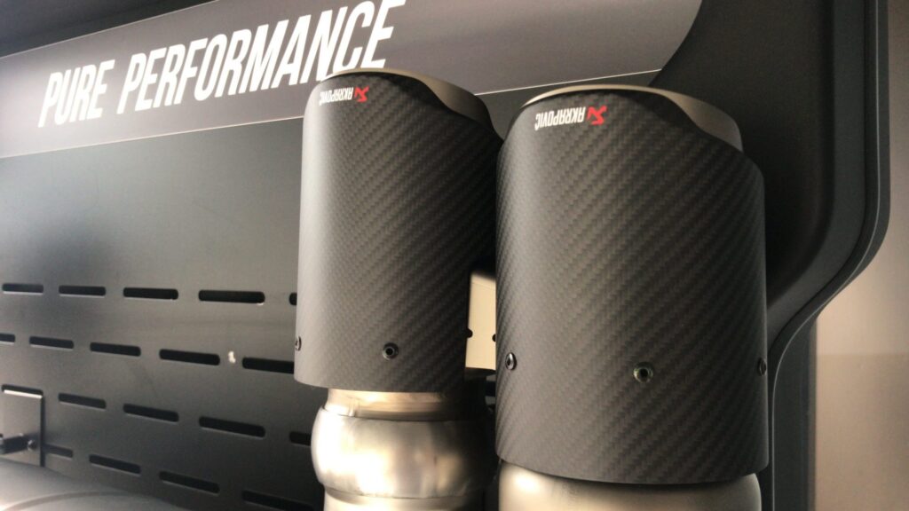 PURE PERFORMANCE AKRAPOVIC